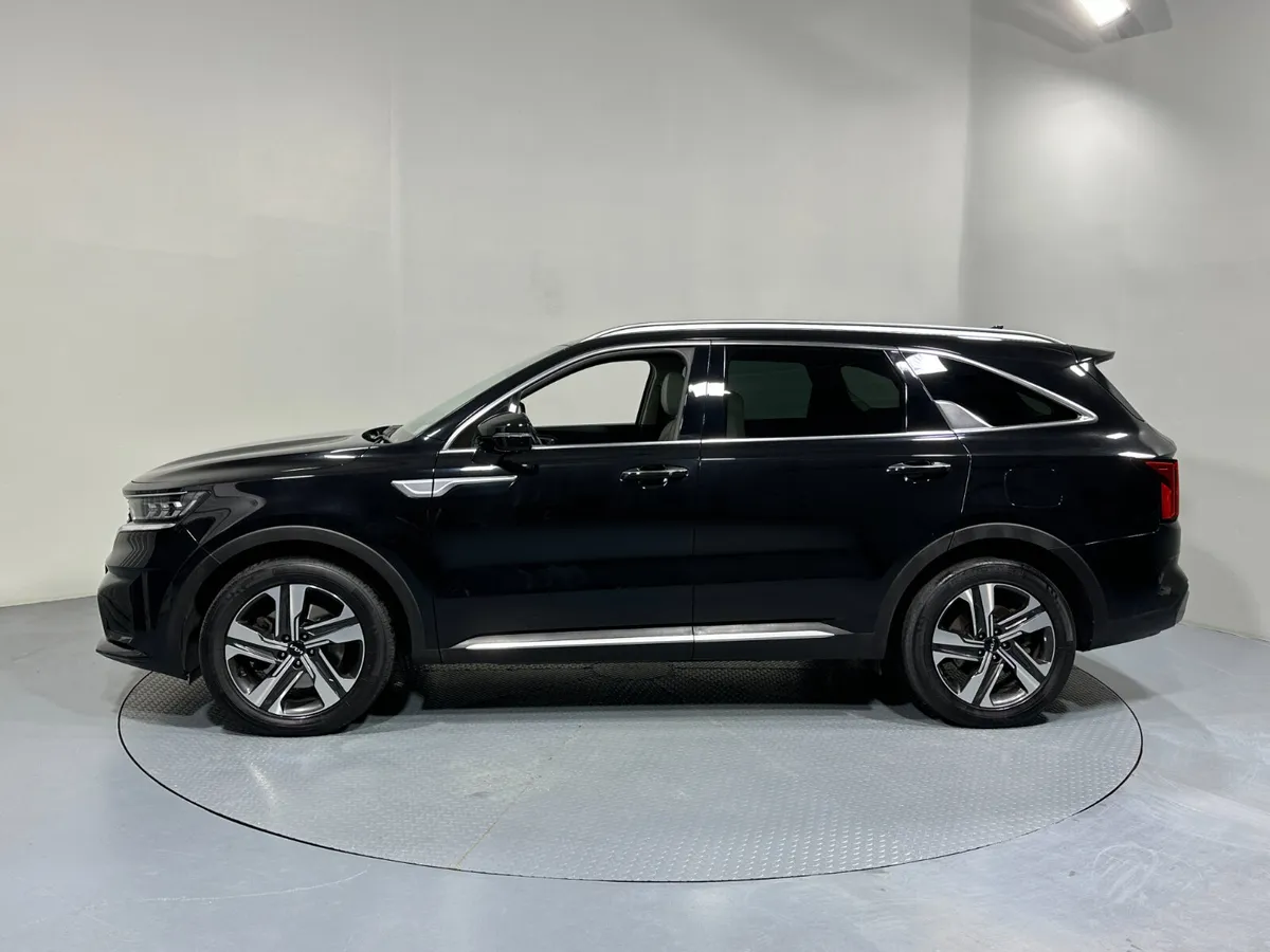 Kia Sorento SAM 7 Seater 2.2 Crdi 232 - Image 4