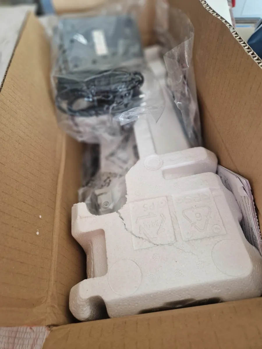Sewing machine and case - Image 1