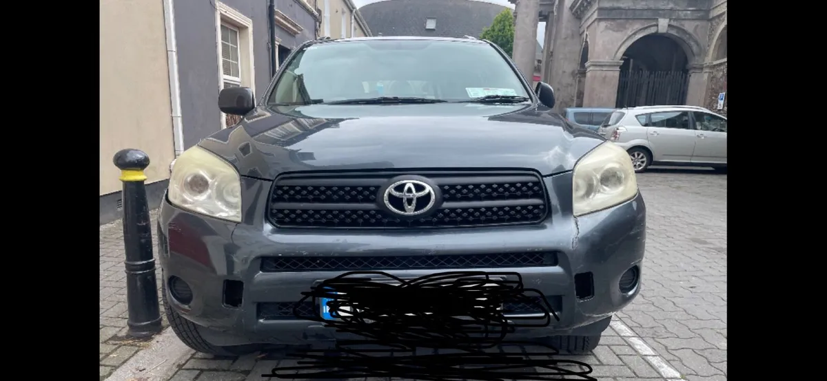 Toyota RAV4 2007 4wd read ad !!