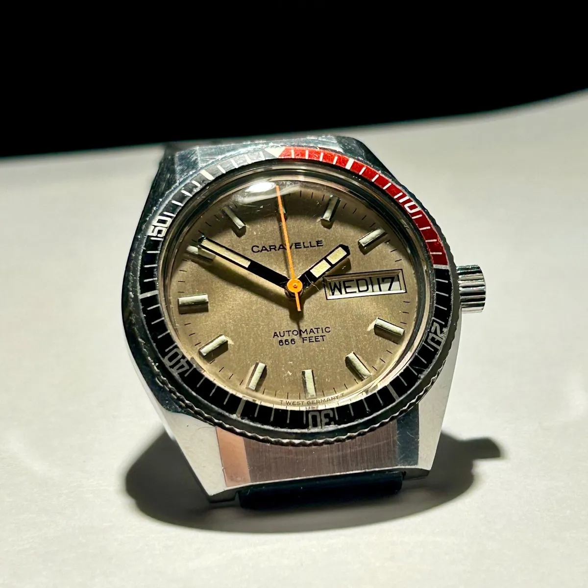 Caravelle Bulova 666 Devil Diver Vintage Watch - Image 2