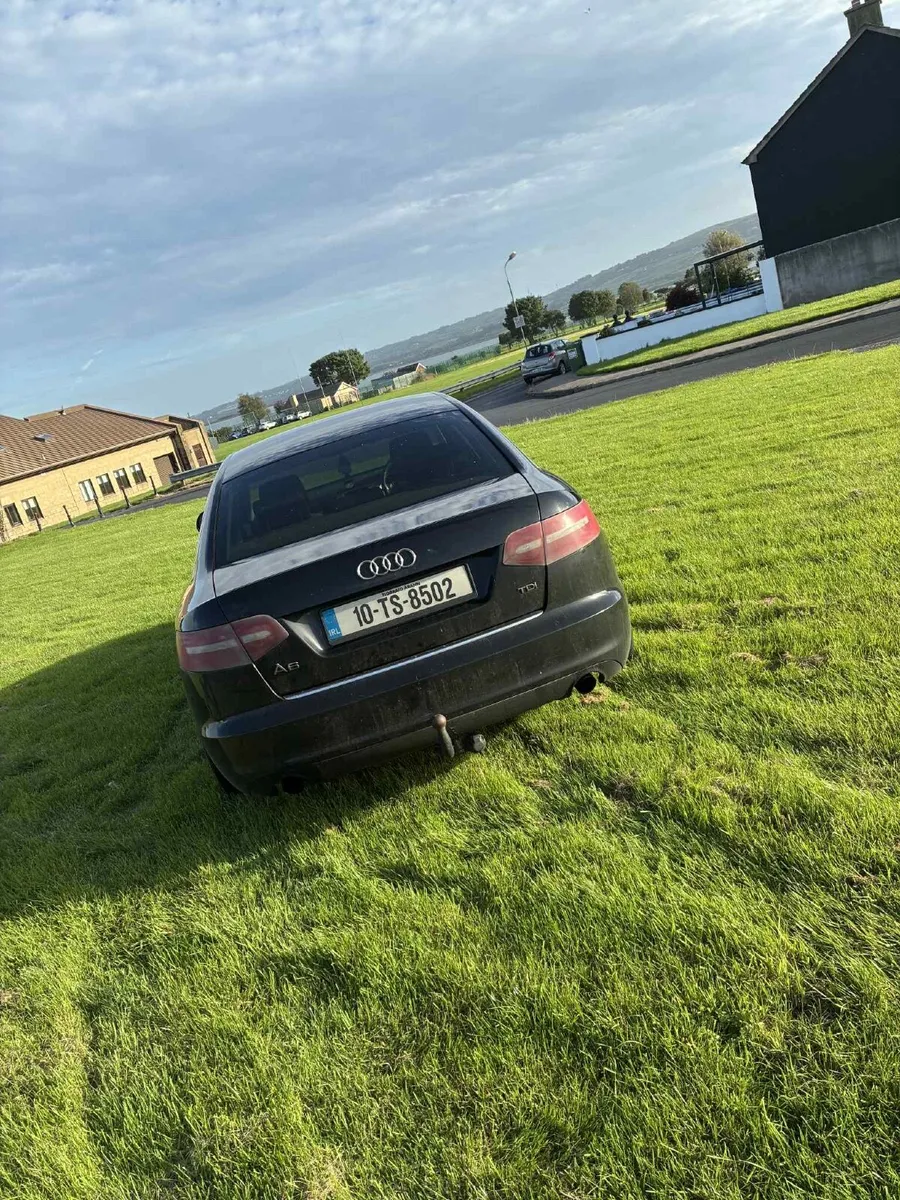 Audi A6 2010 - Image 2