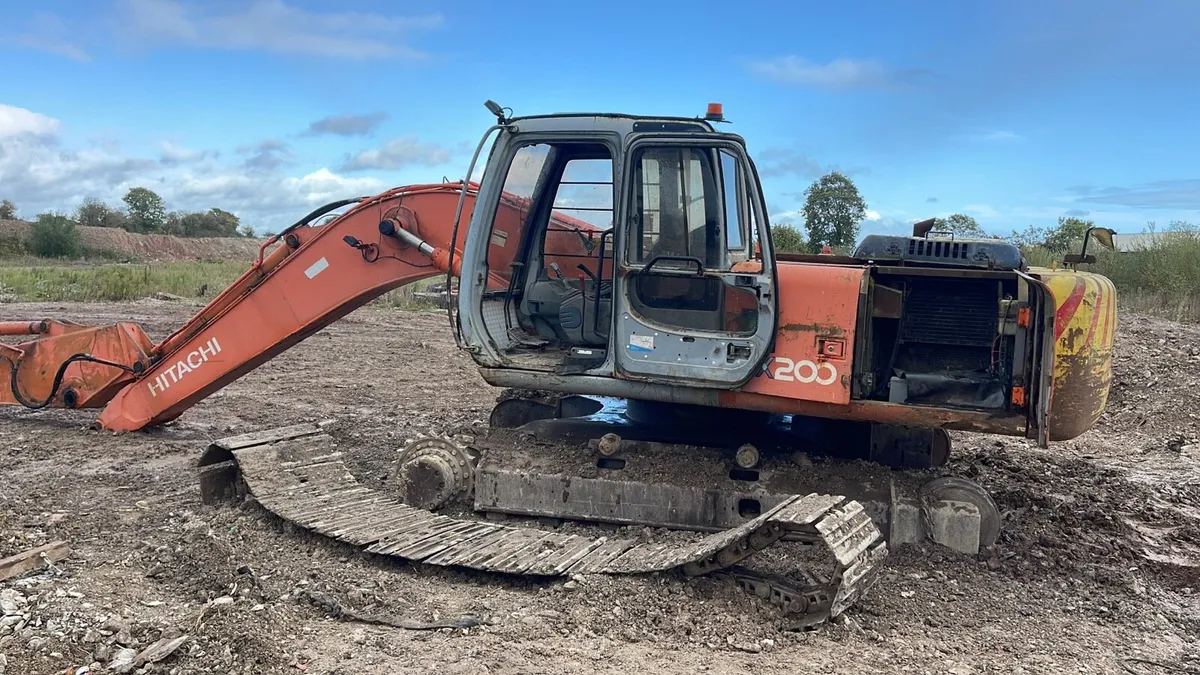 Excavators CAT Hitachi Rollers Hamm for Export - Image 2