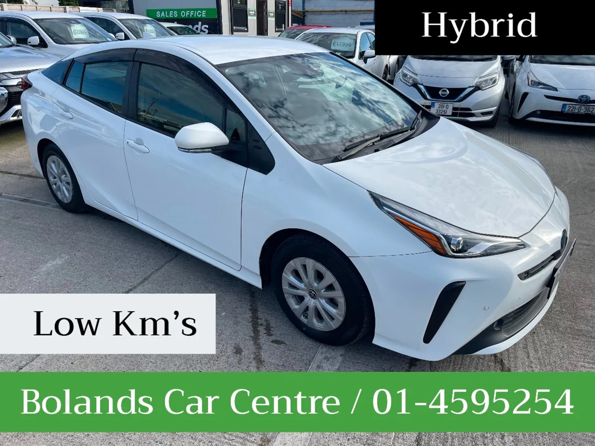 2022 Toyota Prius Hybrid 1.8 Automatic (Low Km's) - Image 1