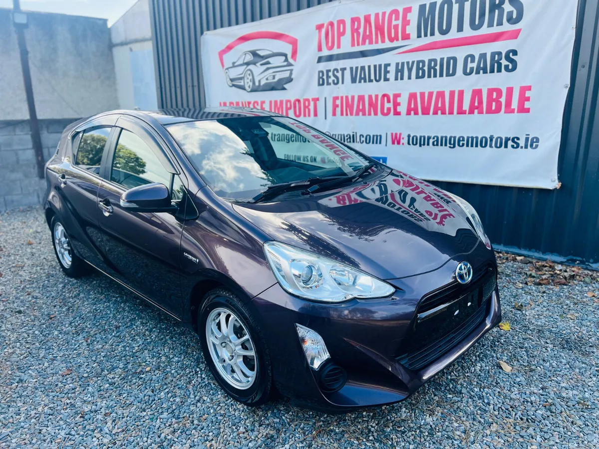 Toyota Aqua **2016** - Image 1