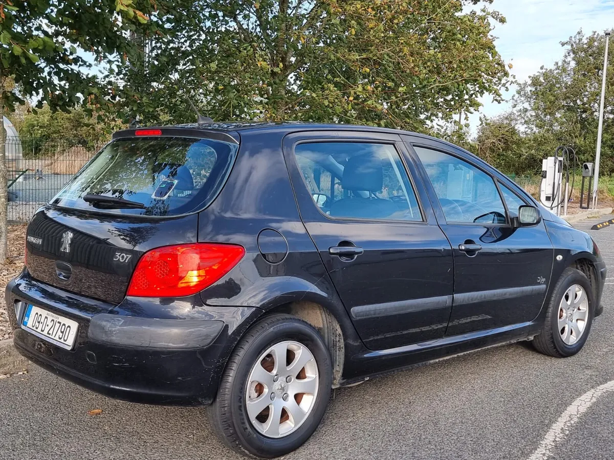 2009 PEUGEOT 307 NCT&TAXED €1,600 - Image 3