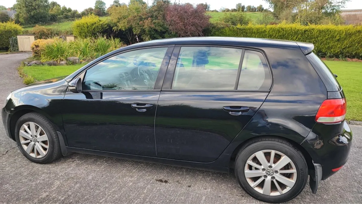 Car - Image 4