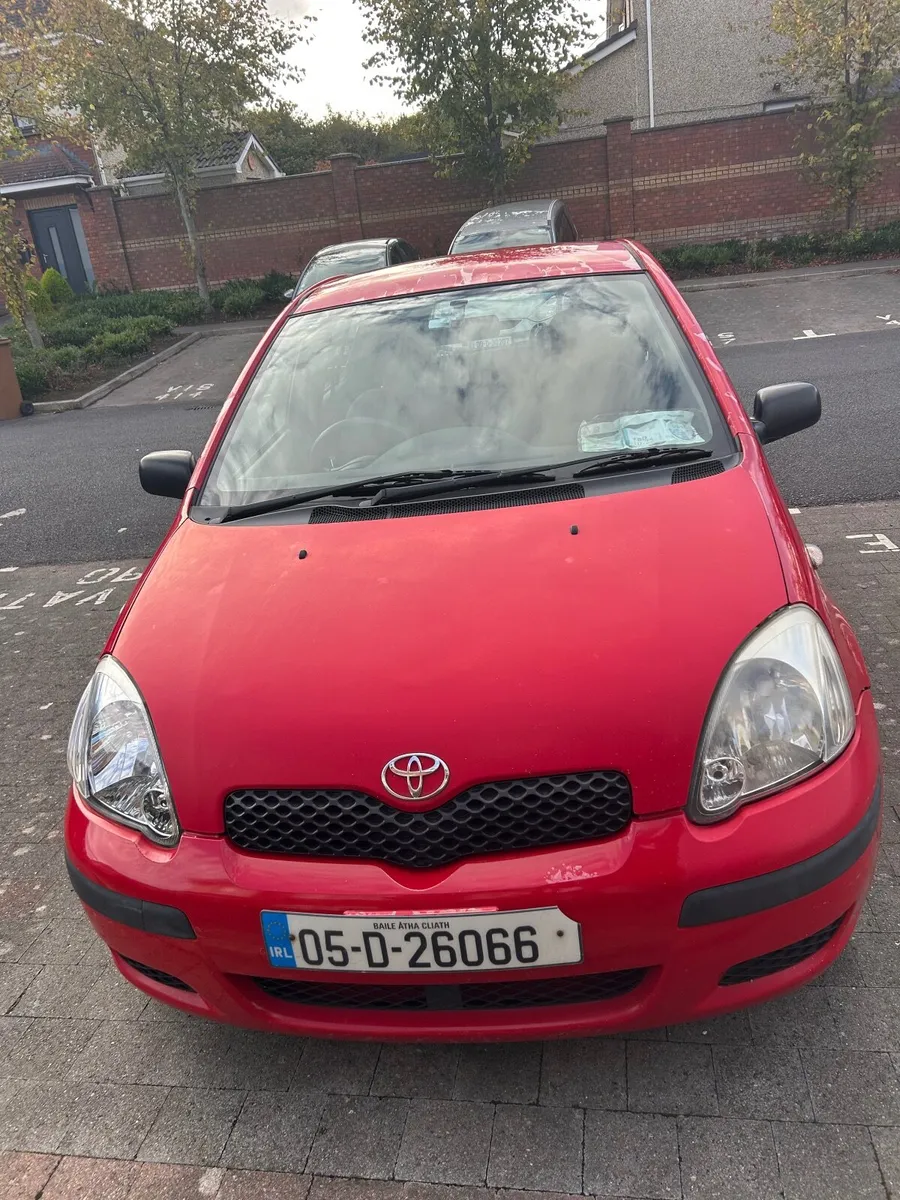 Toyota Yaris 2005 - Image 3