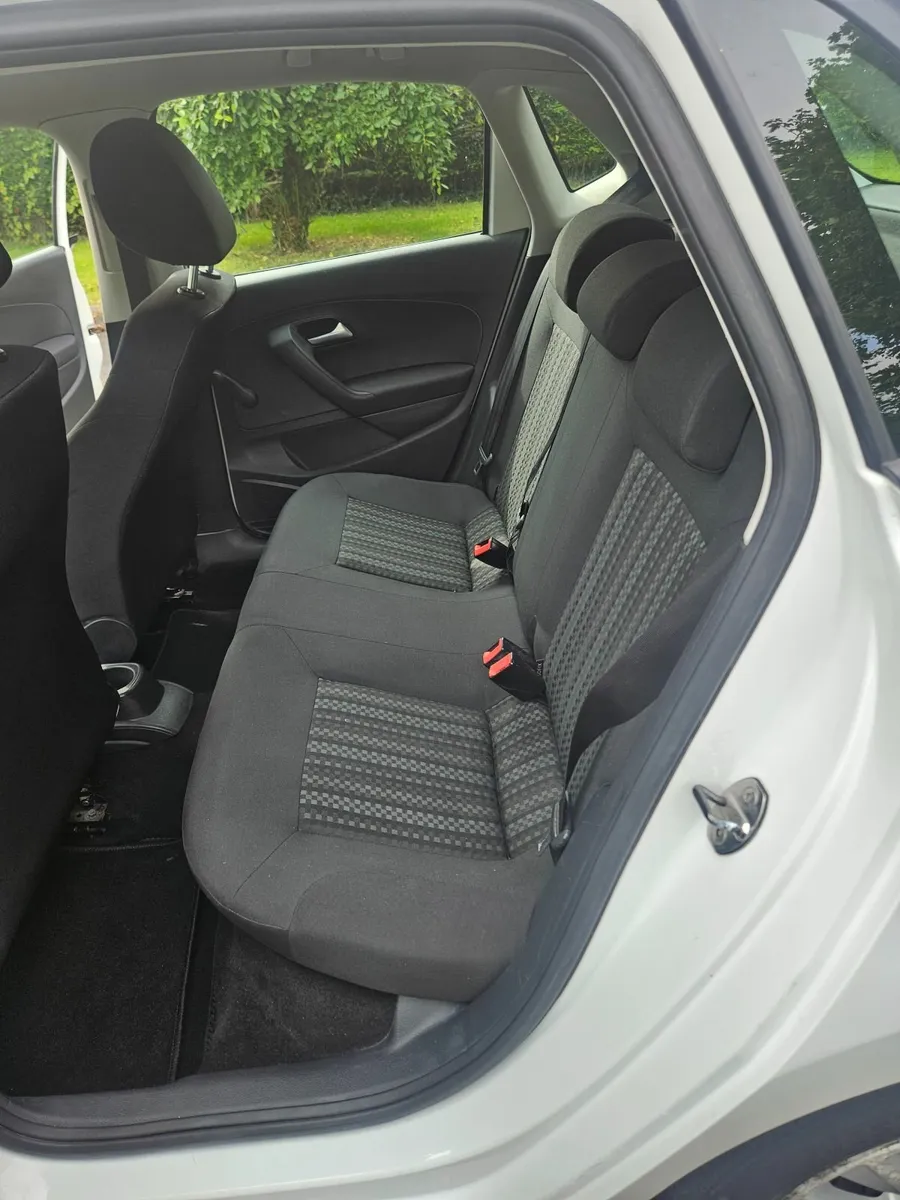 Volkswagen Polo 2017 - Image 2