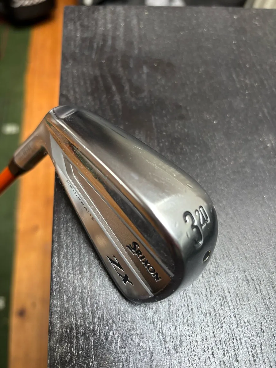 Srixon 3 iron Left handed - Image 1
