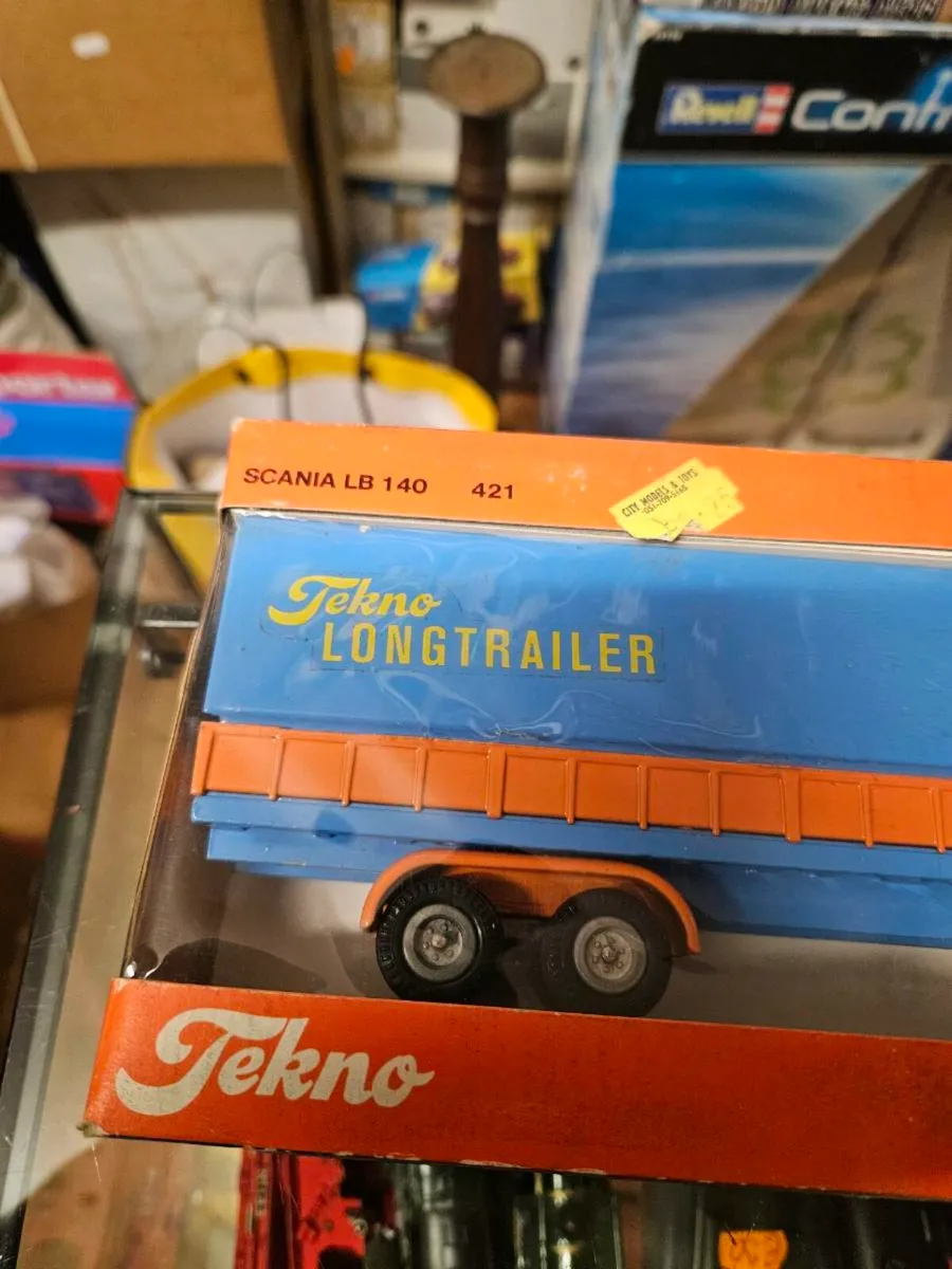 Corgi Tekno Scania Tractor Unit and Trailer 1.50 - Image 3