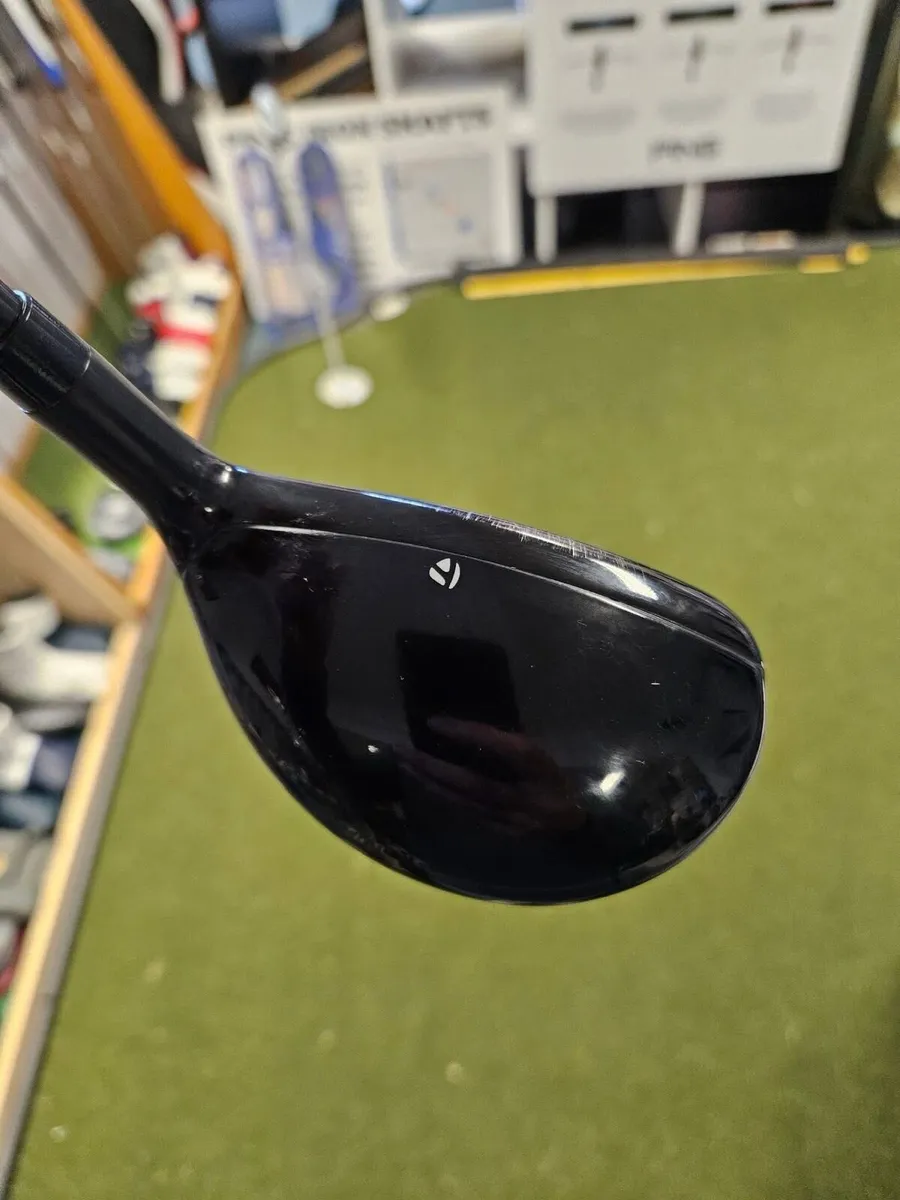 Taylormade Qi10 4 Hybrid - Image 3