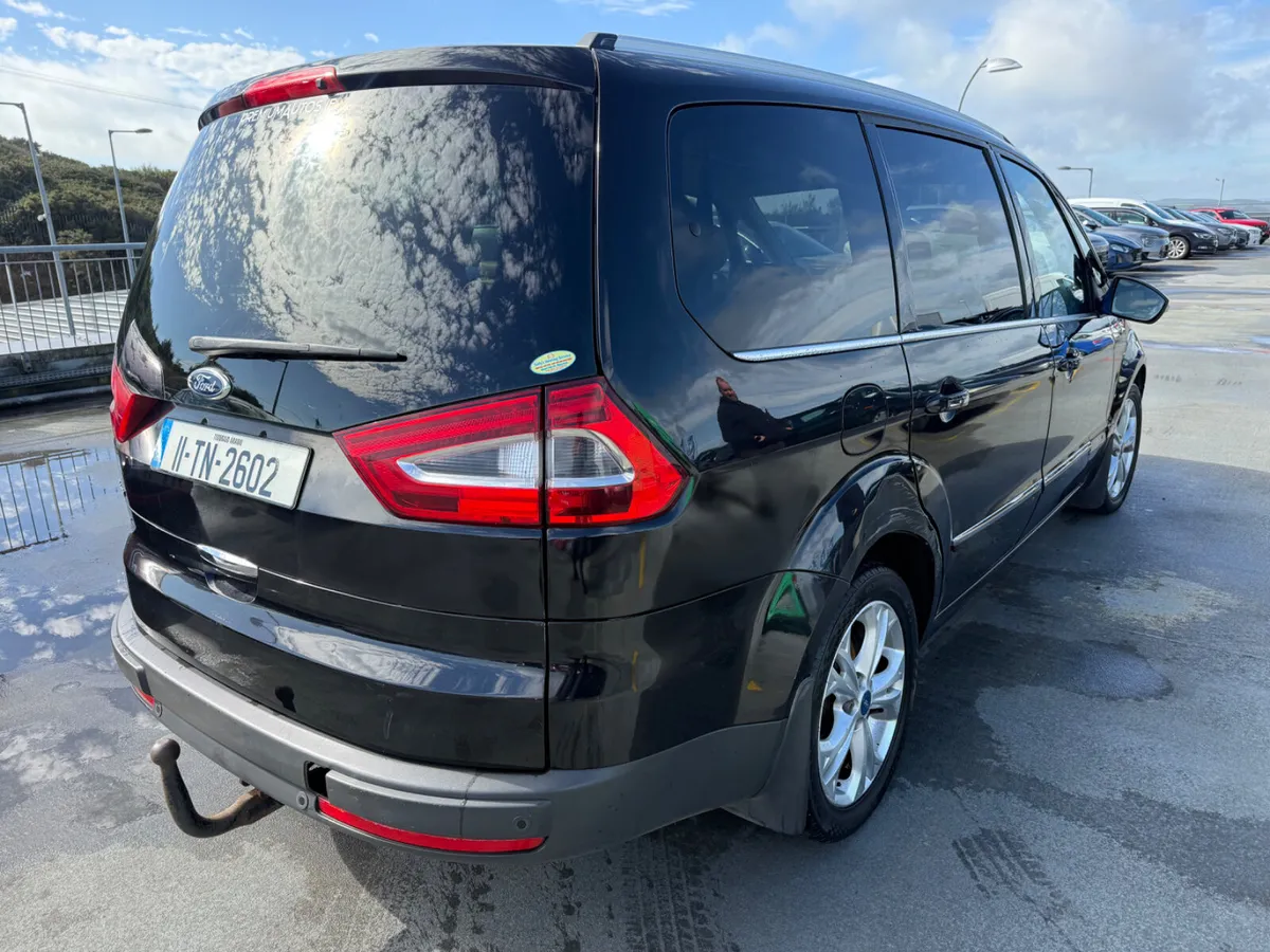 Ford Galaxy light damage Automatic - Image 4