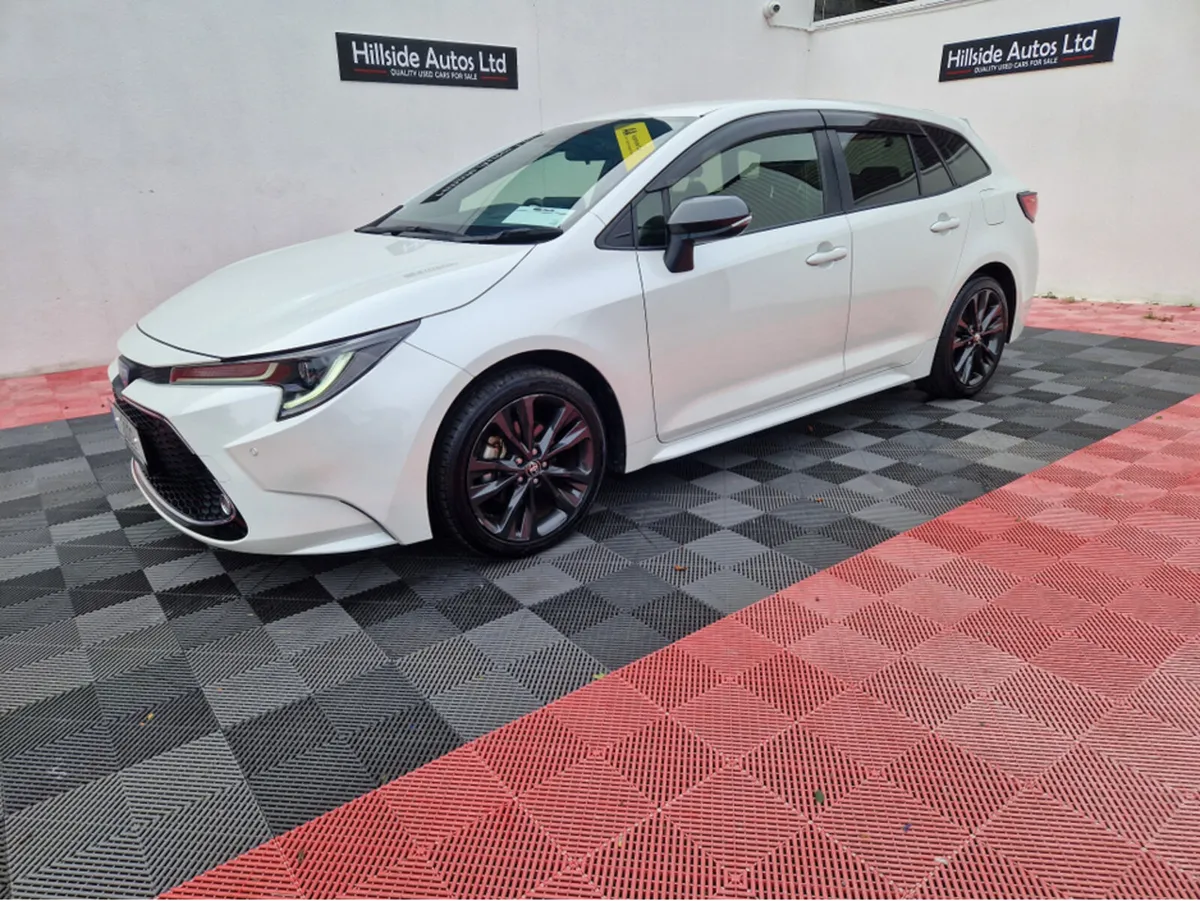 Toyota Corolla ICON TOURING HYBRID AUTOMATIC 5DR 1 - Image 4