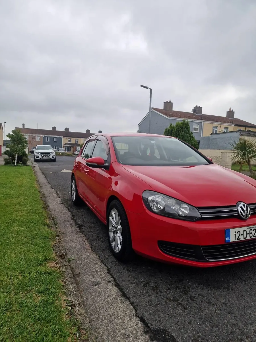 Volkswagen Golf 2012 - Image 2
