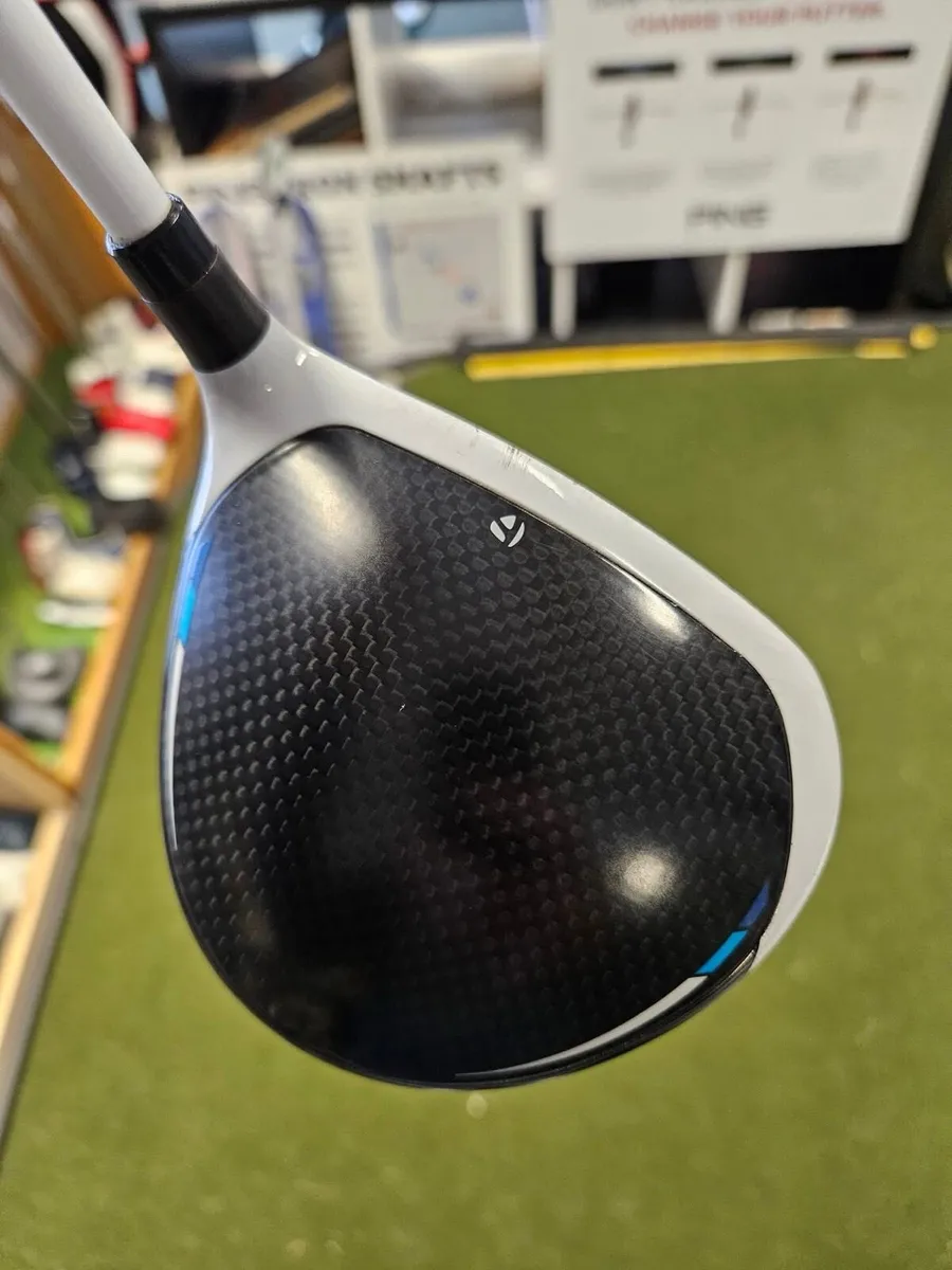 Taylormade Sim2 Max-D 3 Wood - Image 3