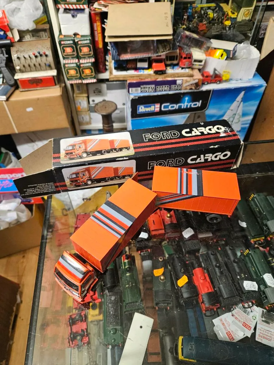 Corgi NZG Ford Cargo and Trailer 1.50 - Image 4