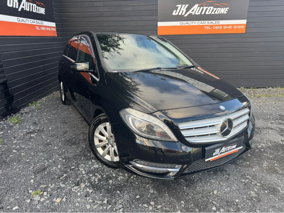 Mercedes-Benz B-Class 1.6 AUTO 5DR - Image 1
