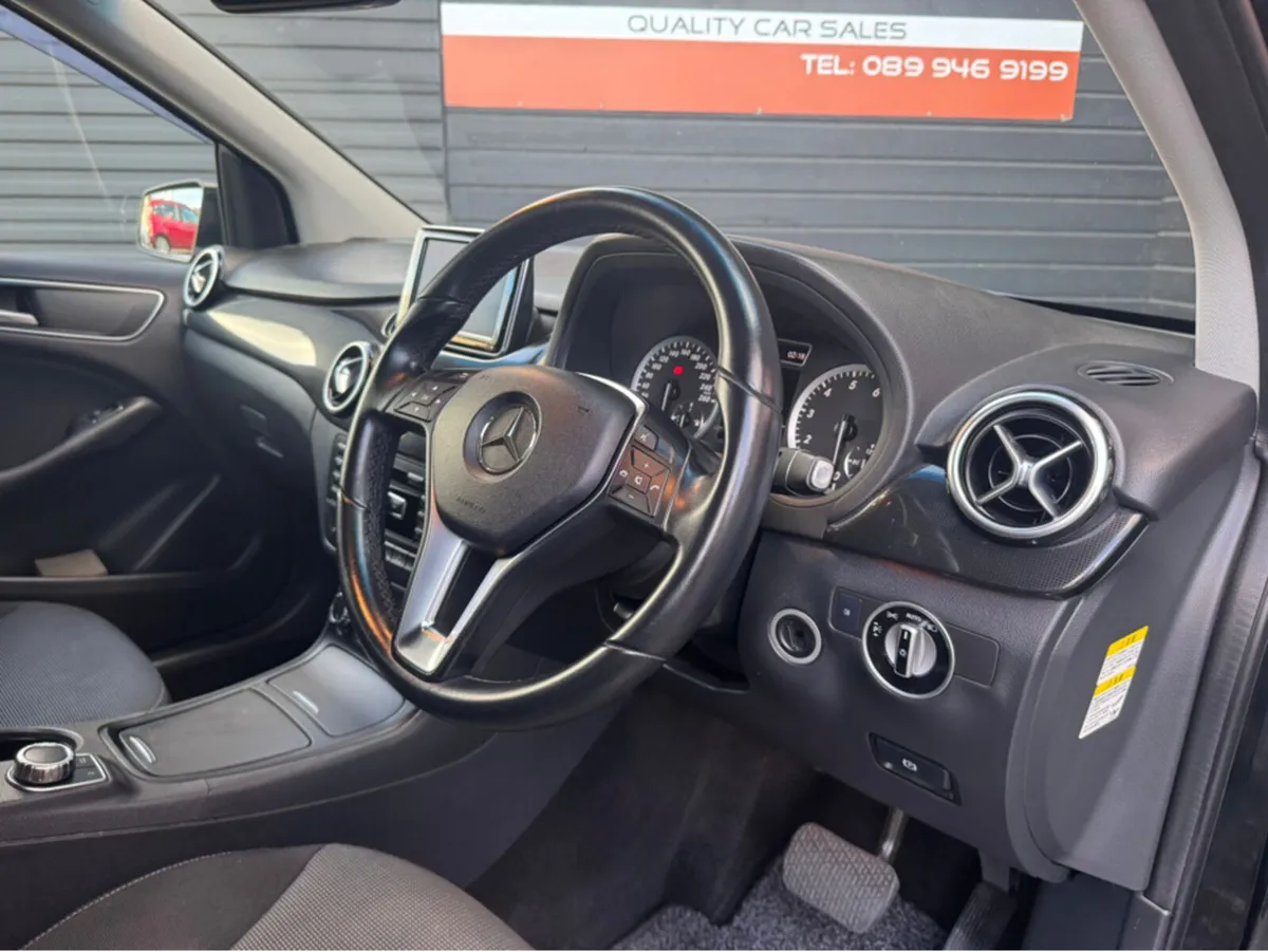 Mercedes-Benz B-Class 1.6 AUTO 5DR - Image 4