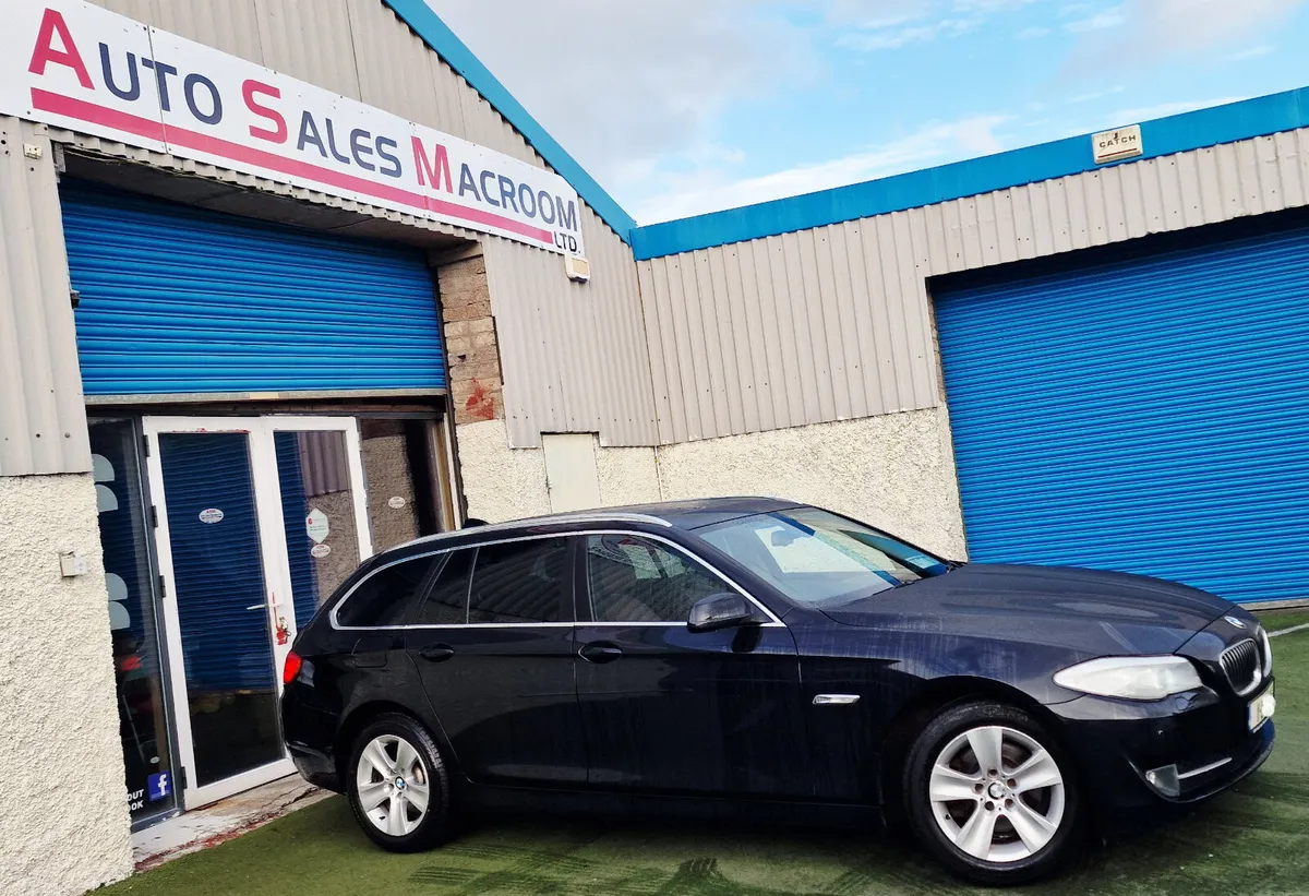 BMW 520d SE AUTO ESTATE NCT TAX GLASS ROOF - Image 1