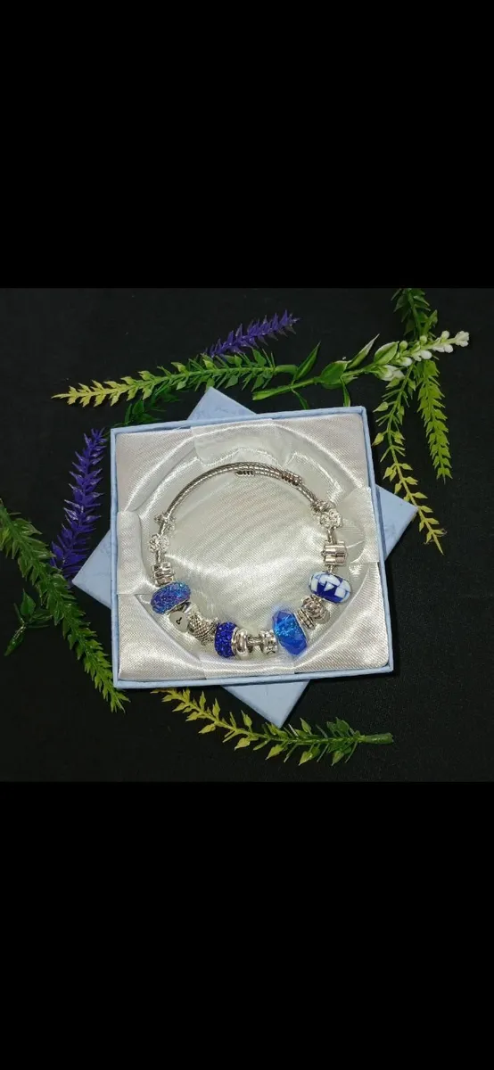 Bracelets - Image 4