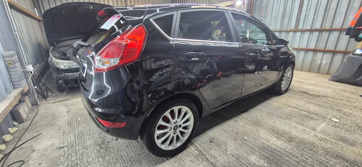 Ford fiesta titanium 1.0L petrol high spec - Image 3