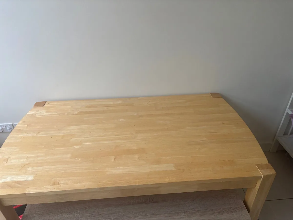 Table & bench - Image 2