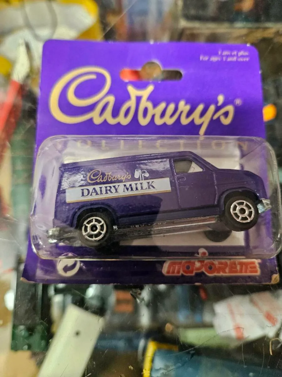 Corgi Majorette Cadbury Dairy Milk Van - Image 2