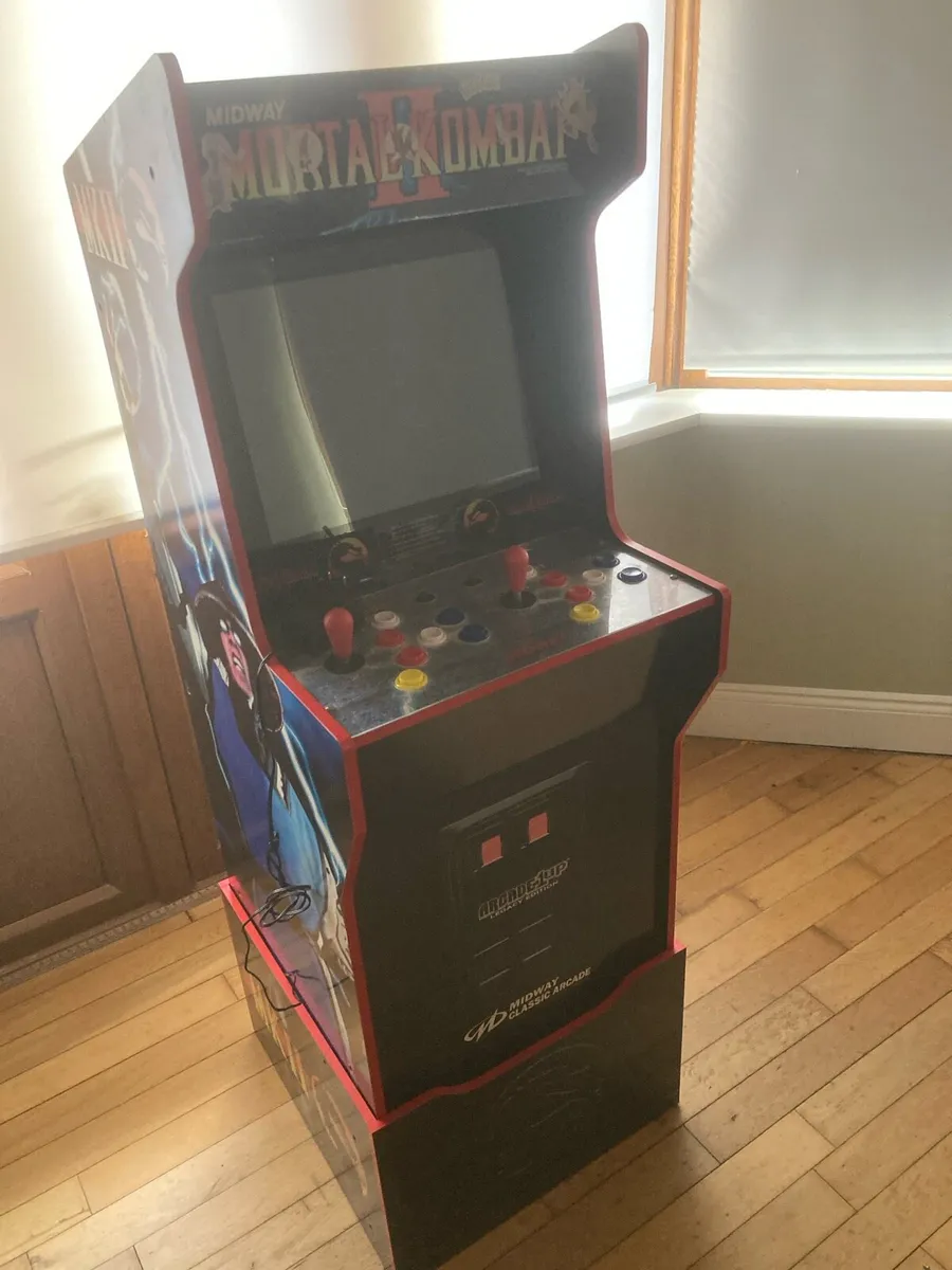Mortal combat arcade game - Image 1