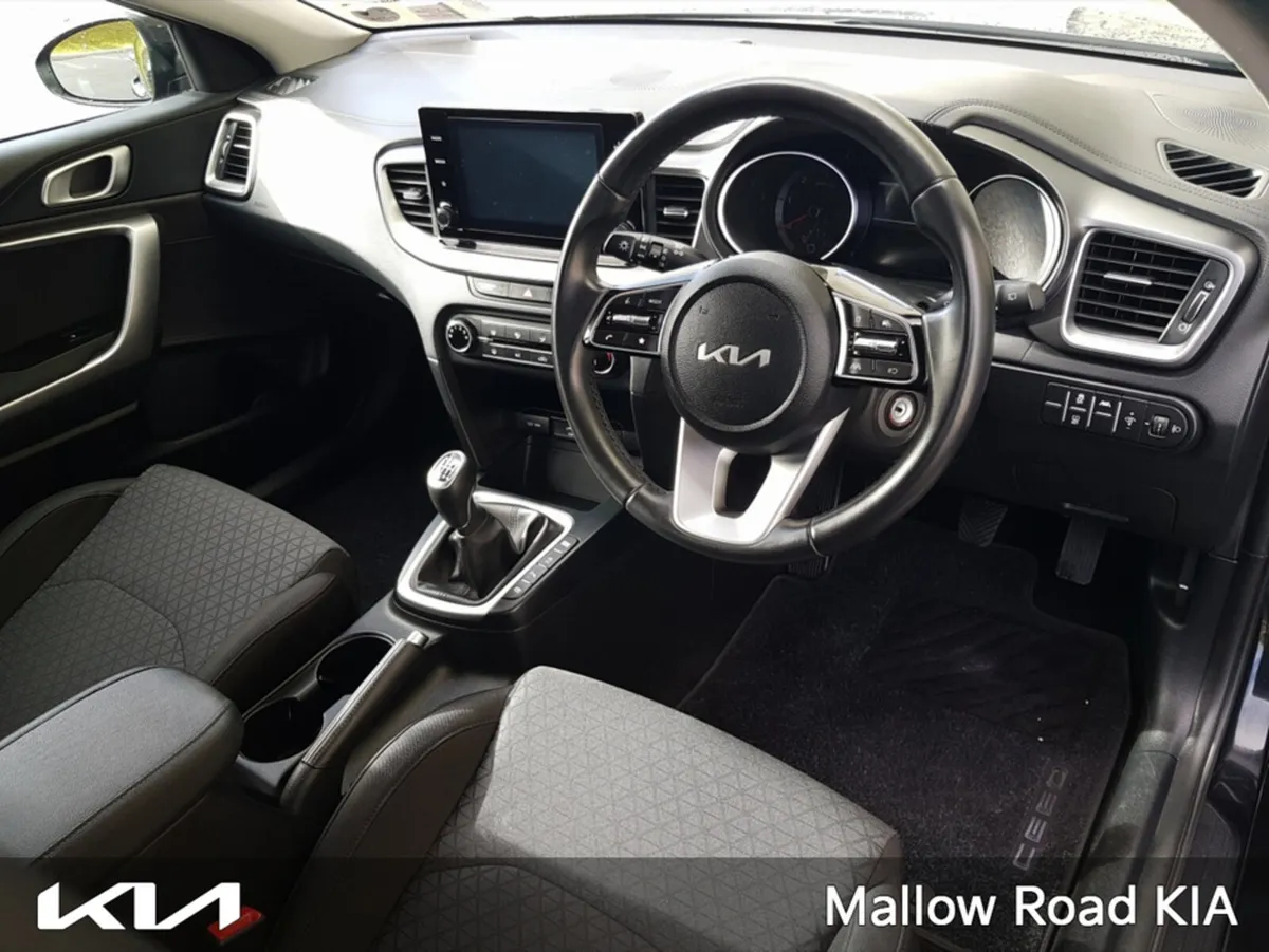 Kia Ceed 1.6 D MHEV K2 MY23 5DR - Image 2