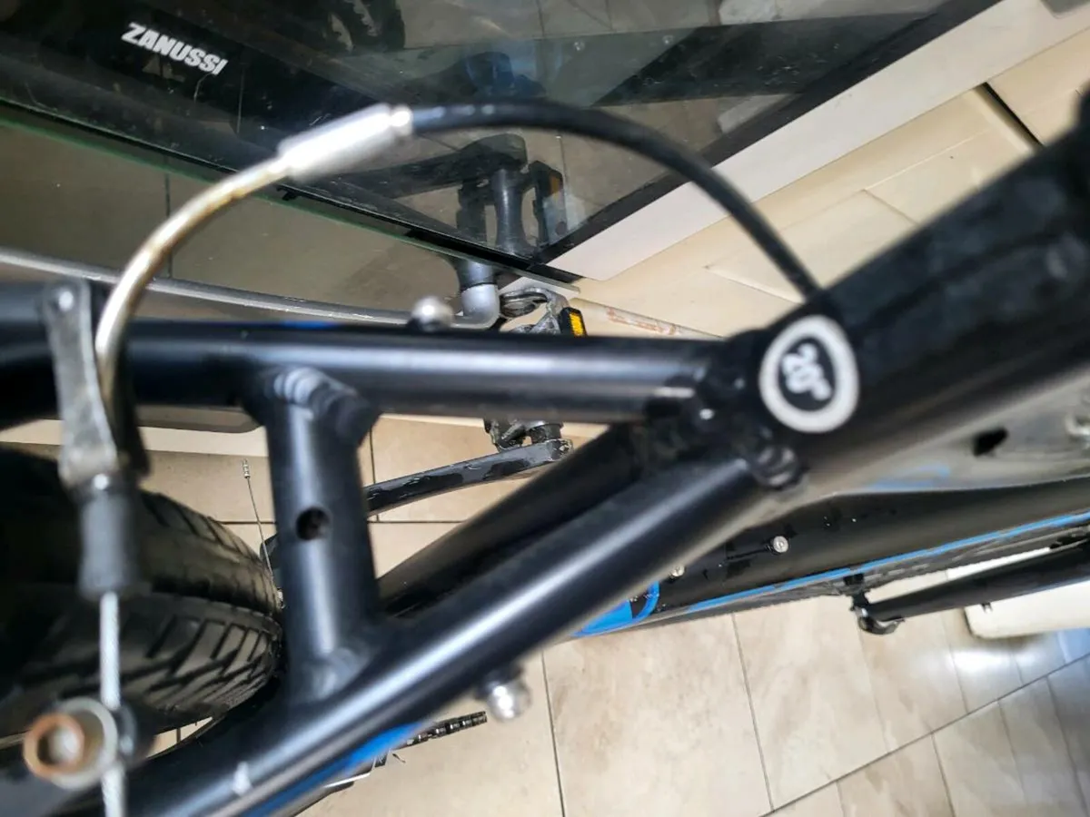 Bike - Image 3