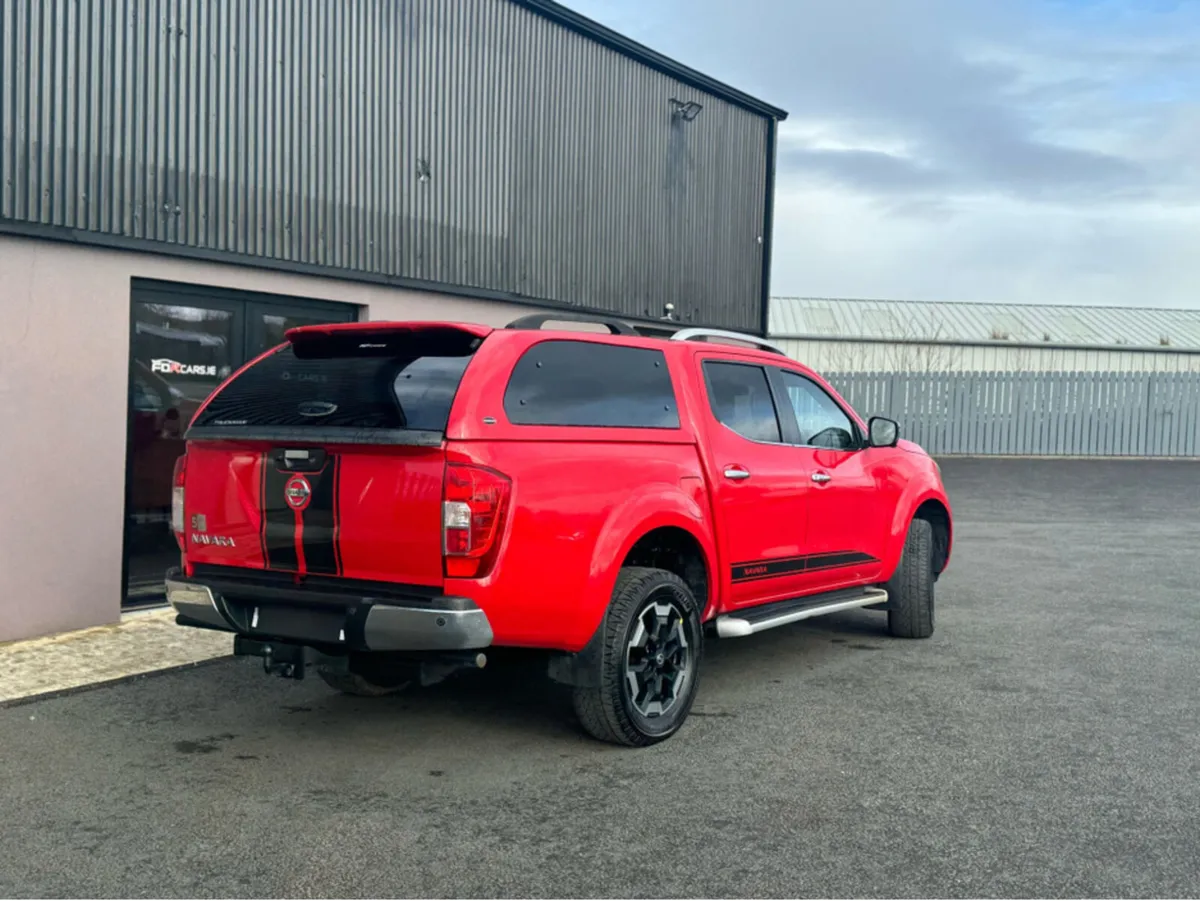 Nissan Navara 2020 Nissan Navara Tekna 2.3 Diesel - Image 3