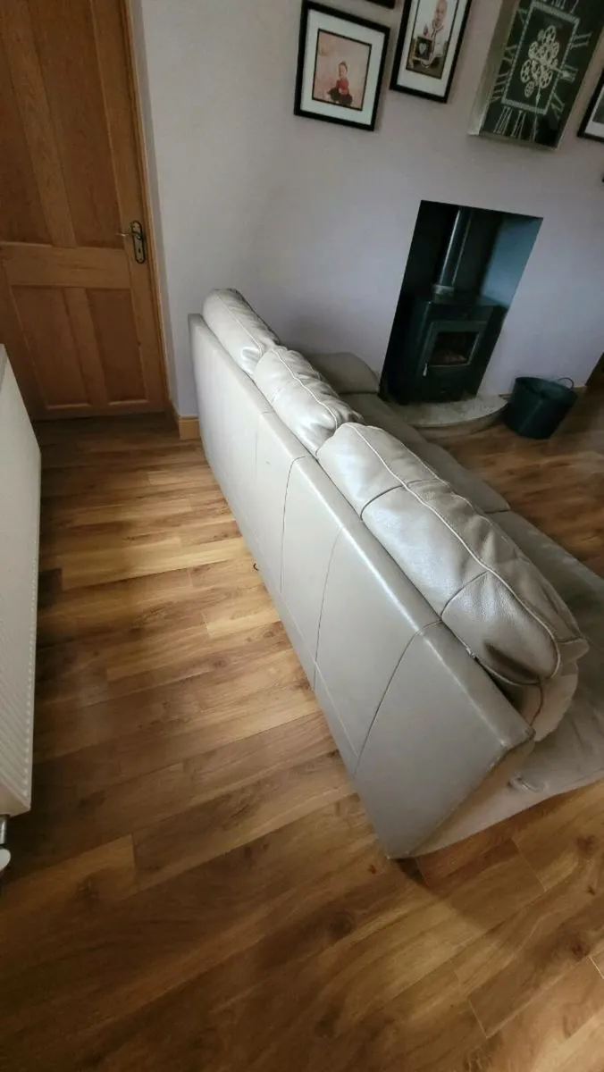 3 and 2 seater couch - Image 3