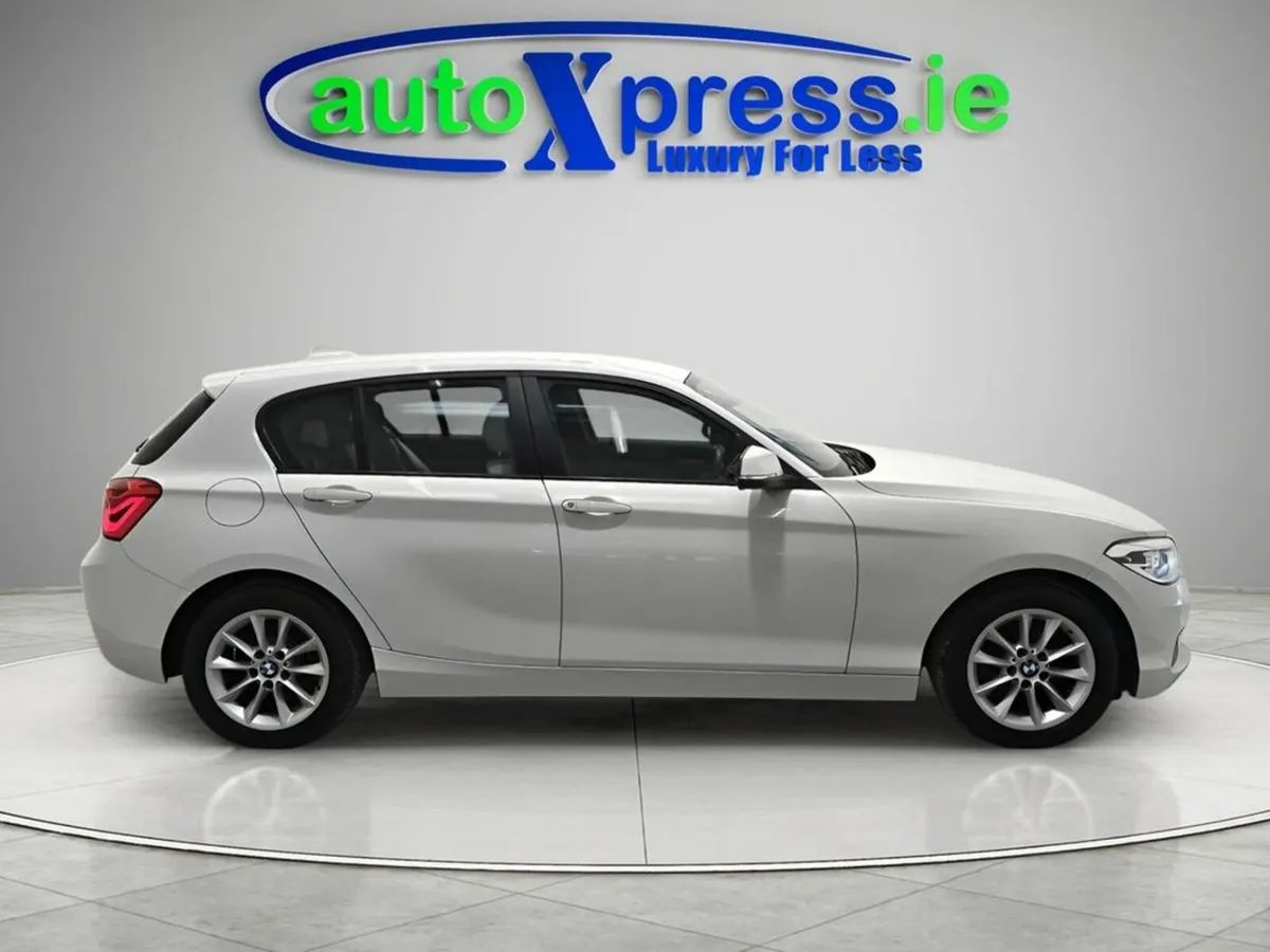 BMW 1-Series 2.0 D Automatic, Reversing camera - Image 3