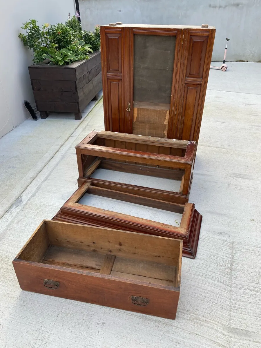 Wardrobe - Image 1