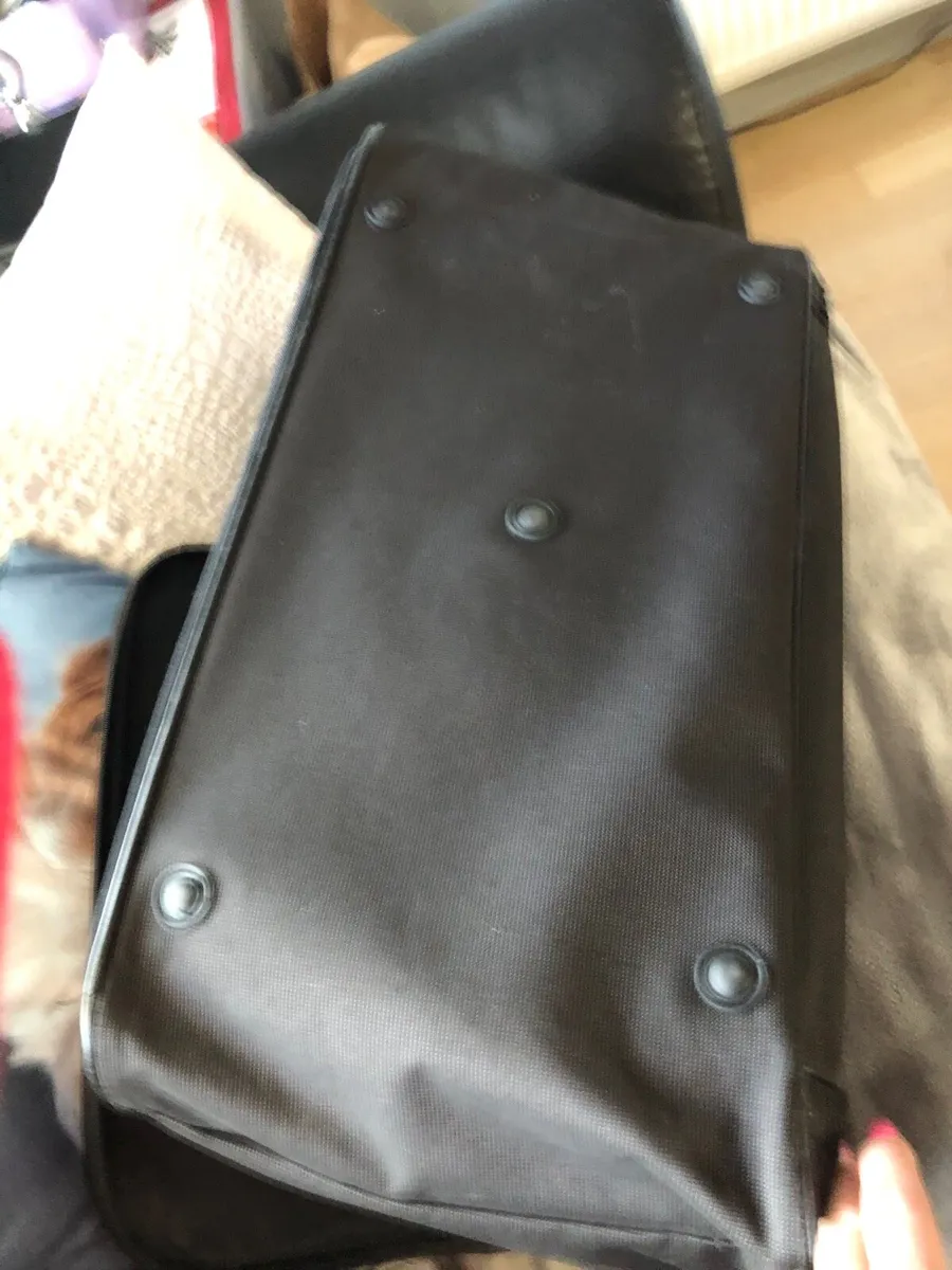 Travelling bag like new €20 - Image 4