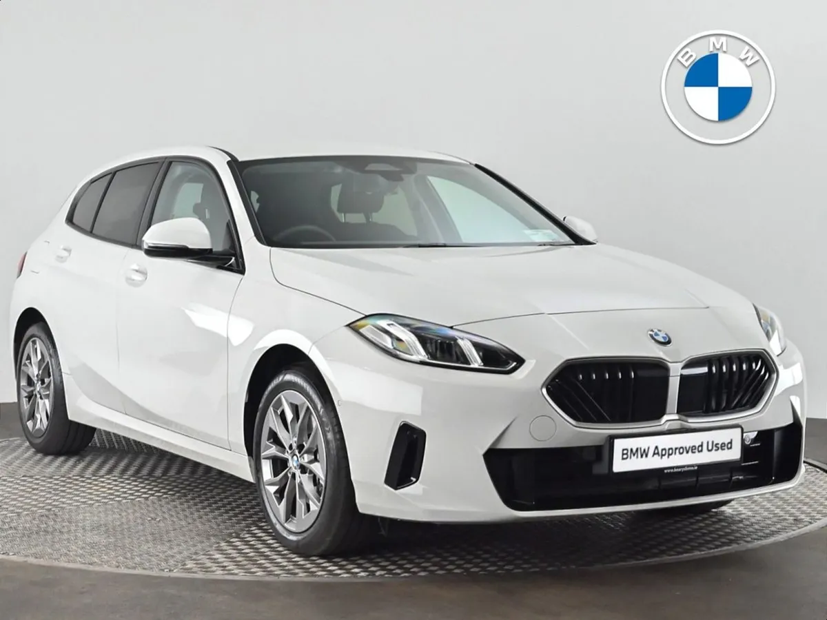 BMW 1 Series 120 Sport - Image 1