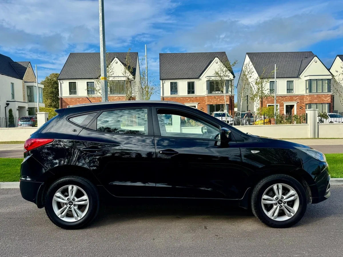 Hyundai IX35 - NEW NCT - TAX - - Image 3