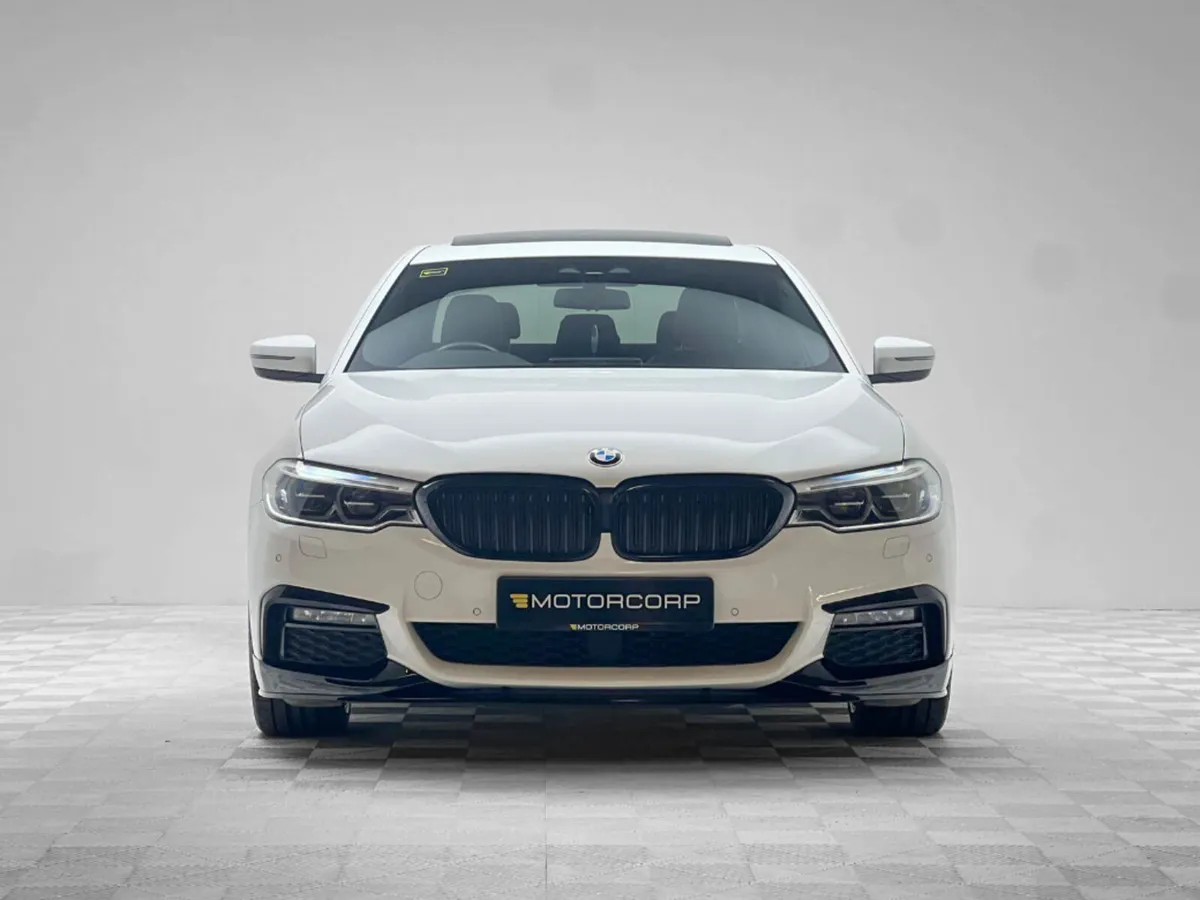 BMW 5-Series 520D M SPORT - Image 2