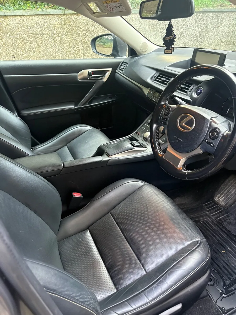 Lexus CT 2017 - Image 4
