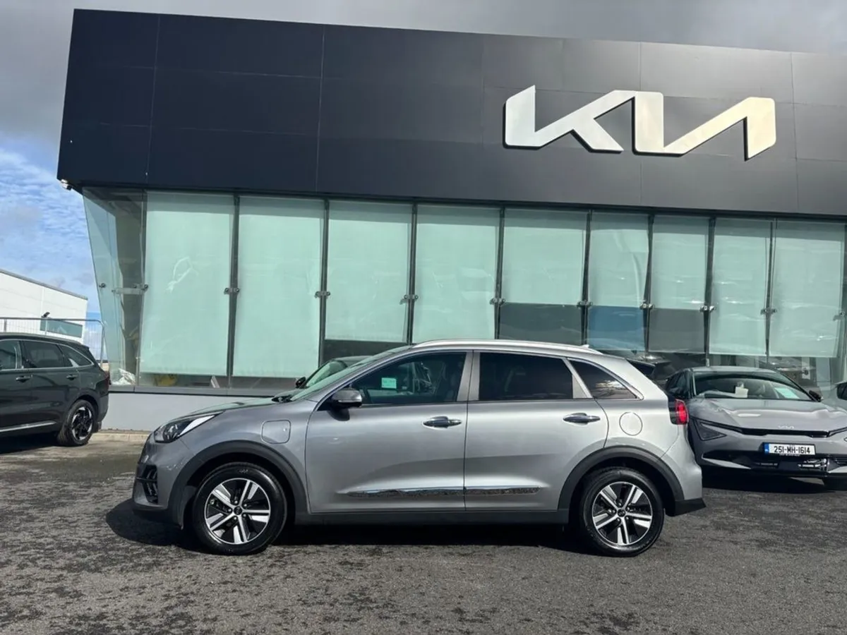 Kia Niro 1.6 Plug in Hybrid - Image 3
