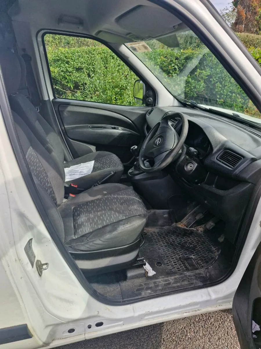Open combo van - Image 3