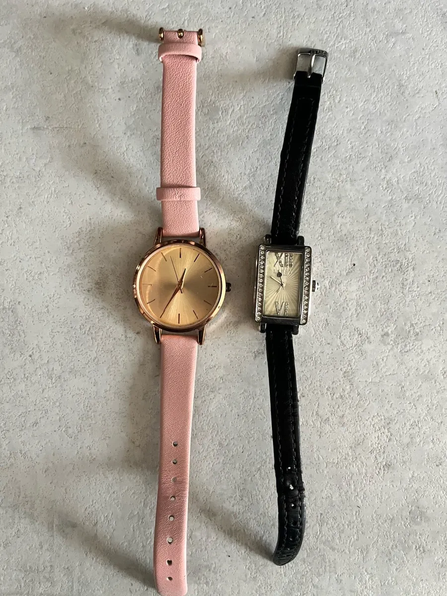 Wrist watches - Image 1