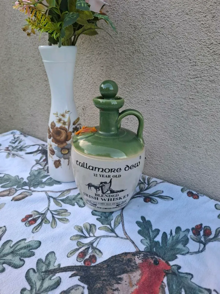 Green tullamore dew bottle postage possible