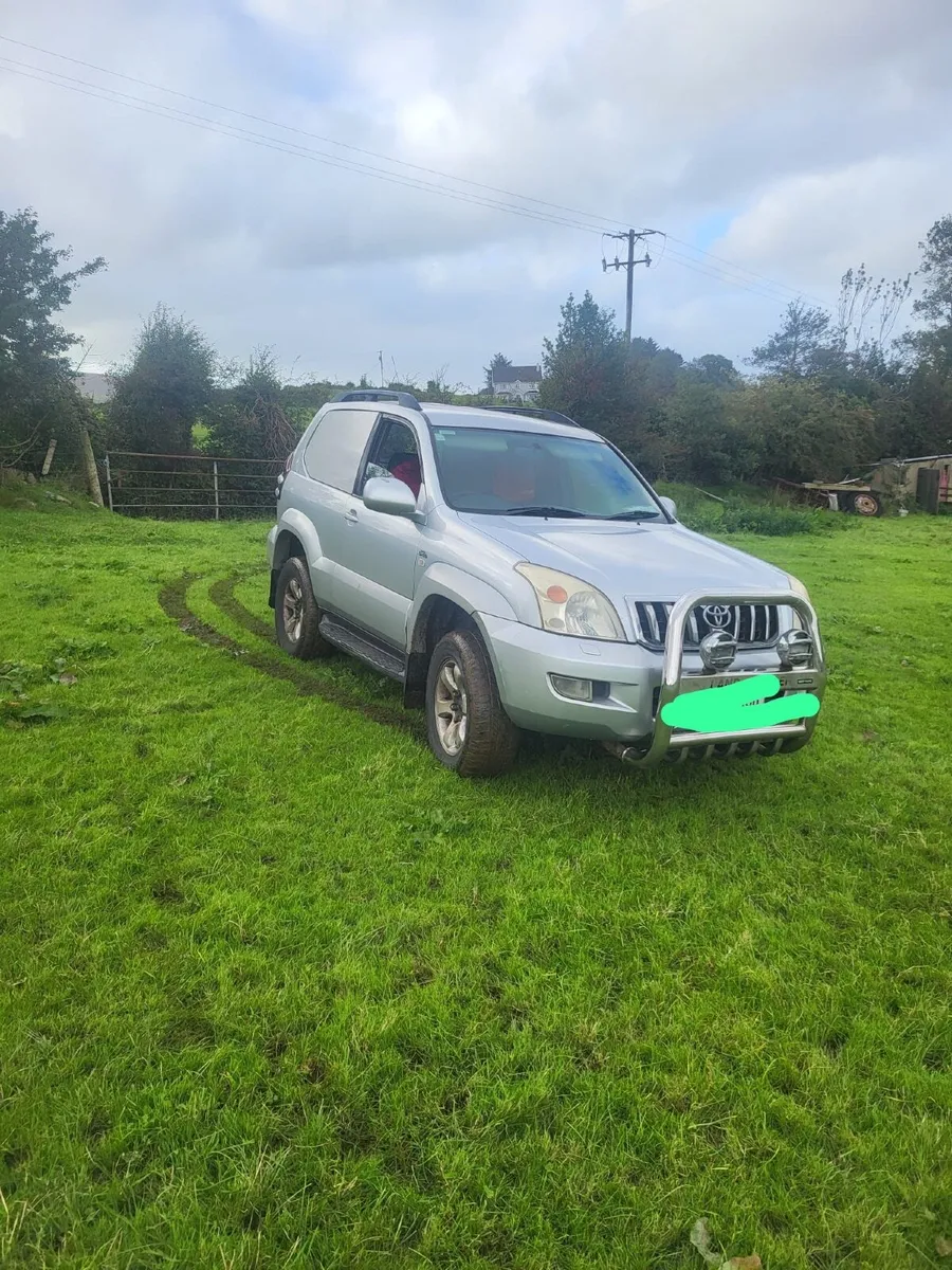 Toyota Land Cruiser 2005 - Image 1