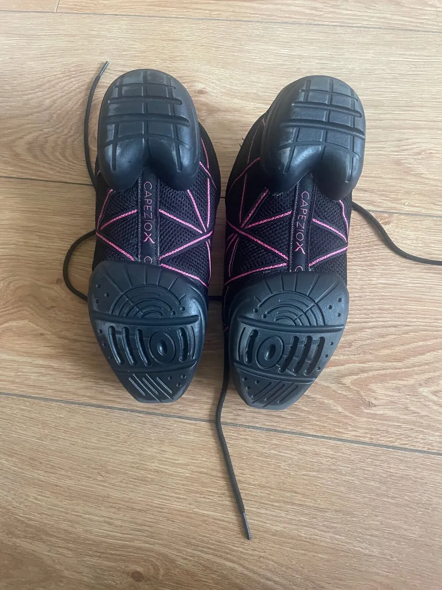 Dance shoe - Image 4