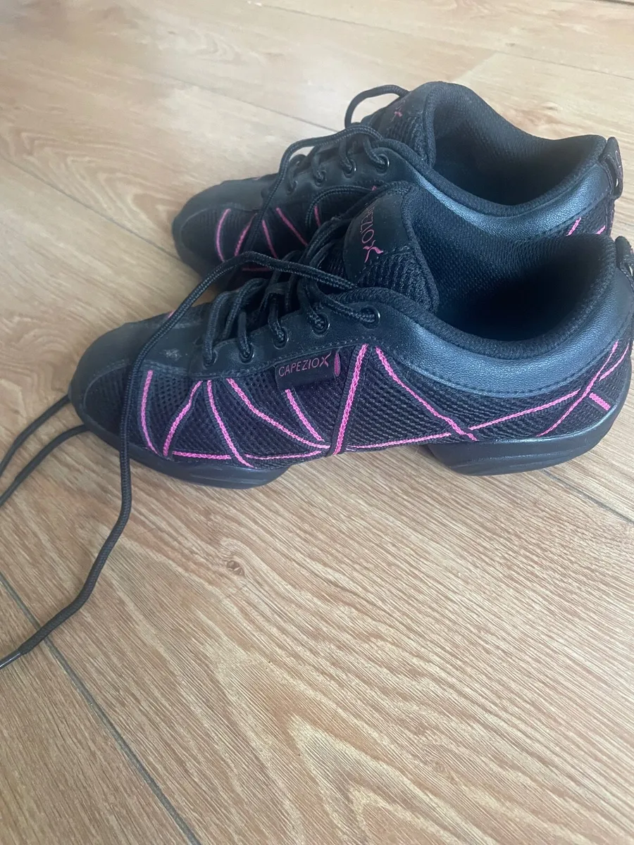 Dance shoe - Image 4