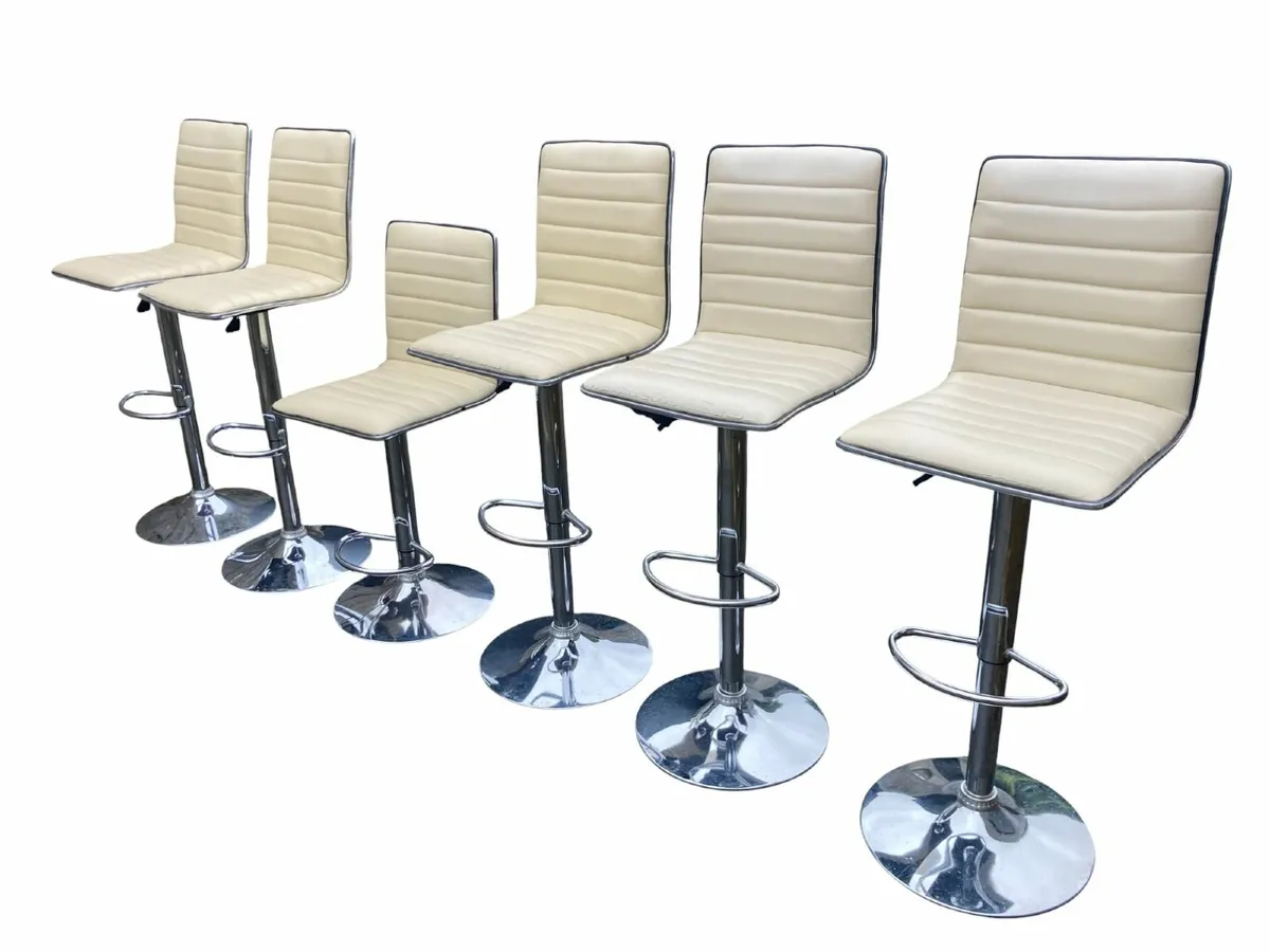 Stools - High x 6. - Image 4