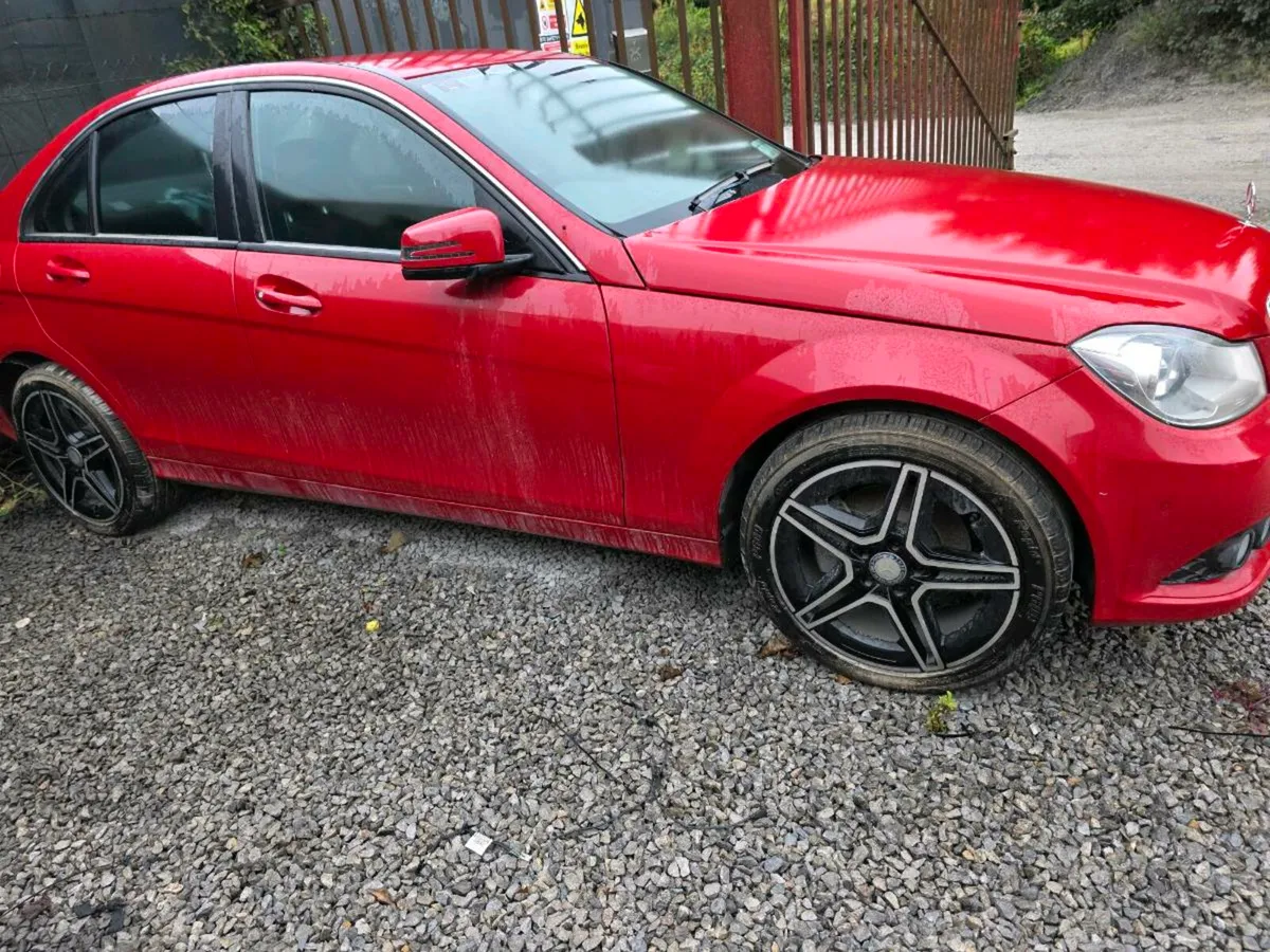 Mercedes c220 parts - Image 1