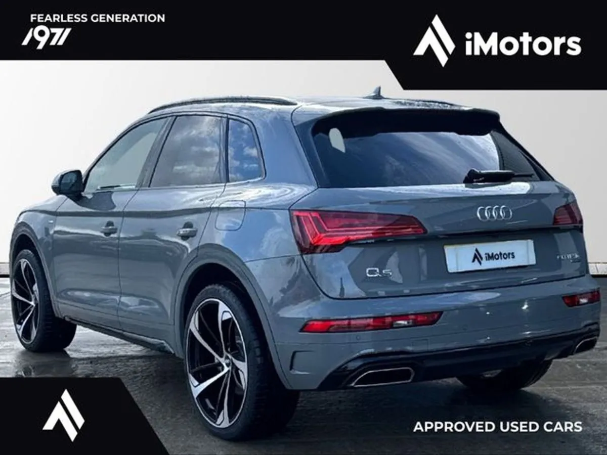 Audi Q5 S-line Quattro Phev - Image 3