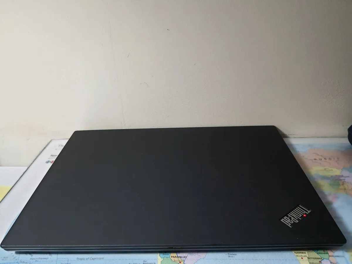 Lenovo ThinkPad T490 i7 8th gen 16/512GB SSD Quad - Image 2